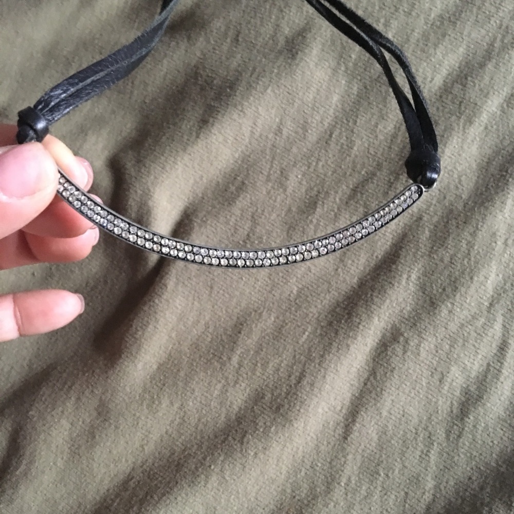 Choker - Picture 2 of 3